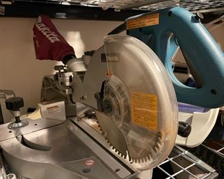 Makita Dual Slide Compound Miter Saw