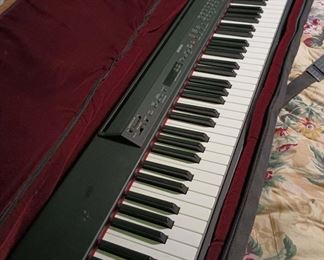 Yamaha Electronic Piano P-90