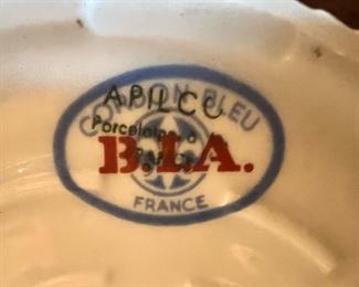 BIA Cordon Bleu Frieda Collection Porcelain Casserole Soufflé Dish