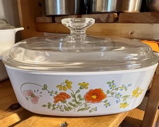 2 Liter - Vintage Corning Ware Wildflower Casserole Dish with Lid