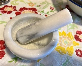 Marble Mortar & Pestle