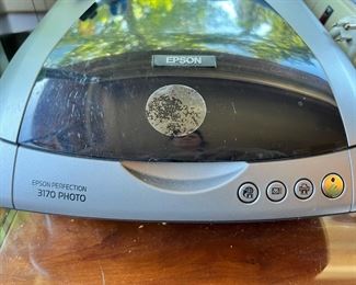 Epson Perfection 3170 Flatbed Scanner