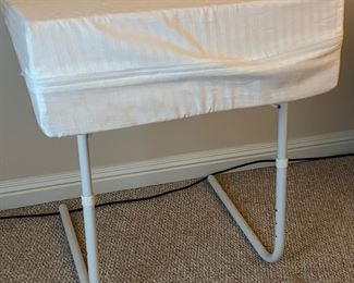 Adjustable table