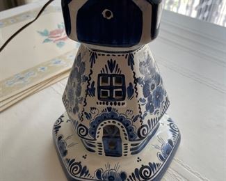 Delft Lamp