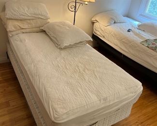 Tempur-pedic Mattresses and Beds