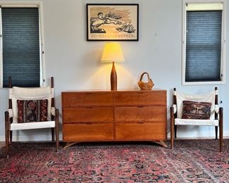 MCM Thos. Moser Vita 6-drawer Dresser w/ antique Asian chairs