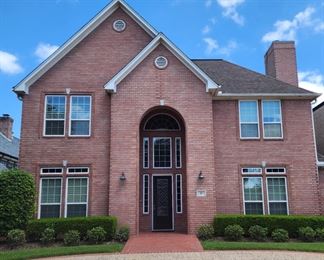 Beautiful 4353 Sq. Ft.  Home with  3 Car Garage FULL! Everything in Excellent Shape