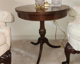 Closer Look of Antique Drum Table