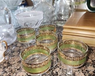 Midcentury Set of 5 Gold Trim  Wine Glasses