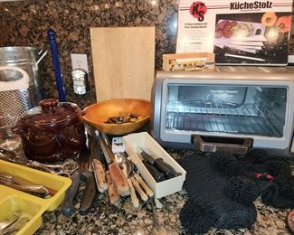 Toaster - Kitchen Utensils