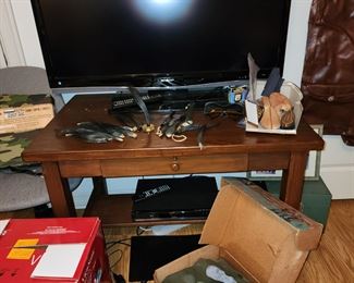 Work Table with 1 Drawer - Vintage Waders