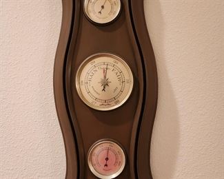 Wall Barometer