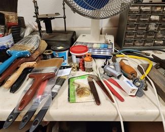 Paint Brushes - Hand Tools