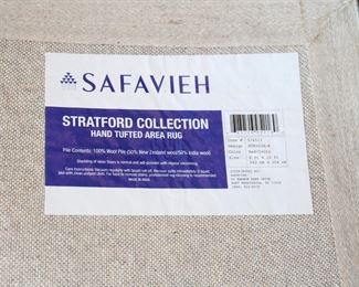 8' x 10' Safavieh hand tufted area rug