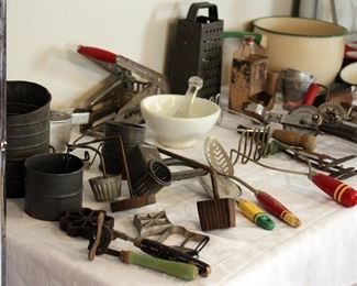 Vintage kitchen items