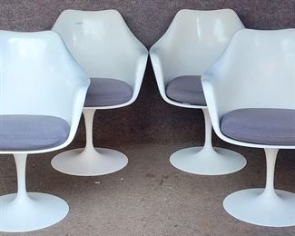 Mid Century Modern Saarinen Tulip Style Swivel Chairs
