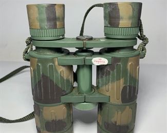 Vintage Camo 4083 Binoculars - Works Well

