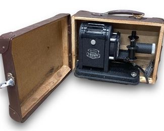 NORIS TRUMPF Vintage German Film Slide Projector w/ A F-10cm 1:3,5 Lens and A Hard Shell Carrying Case!
