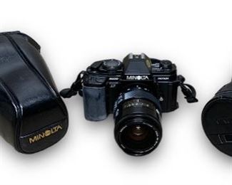 Minolta Maxxum AF-9000 35mm SLR Film Camera w/ A Minolta Maxxum AF 28-85mm 1:3.5-4.5 Zoom Lens, A Minolta Maxxum AF Zoom 70-210mm 1:4 (32) Lens, and Even a Minolta Branded Carrying Case!
