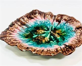 19th Century Etruscan Majolica Leaf Dish
