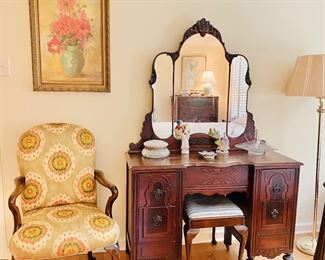 Antique vanity