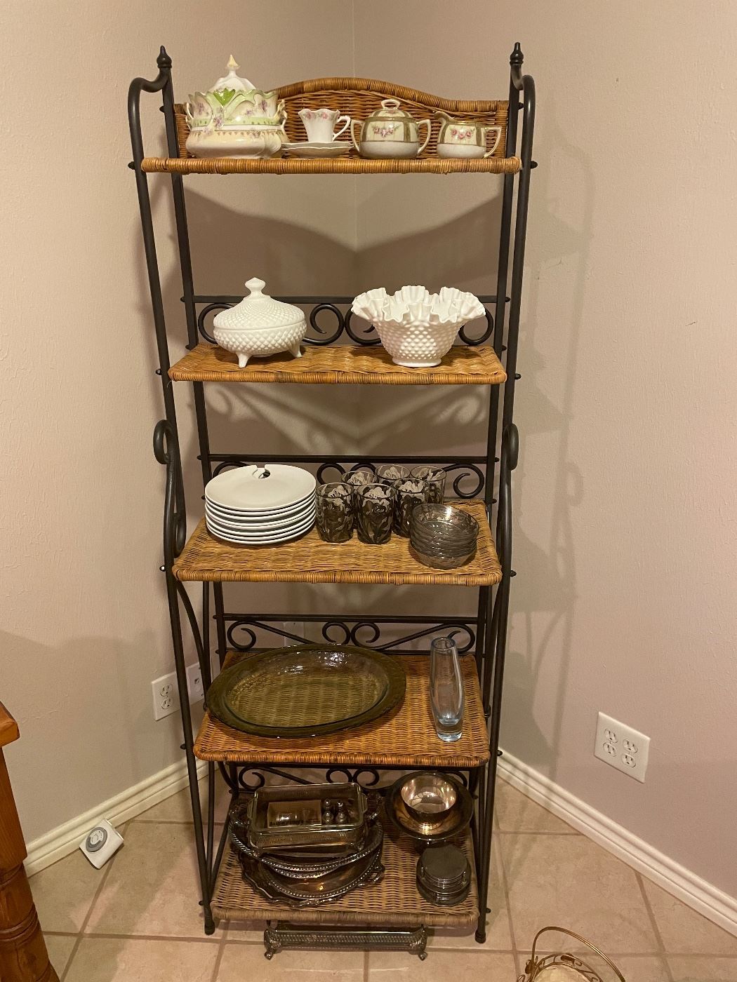 Bellaire Estate Sale starts on 6/17/2023