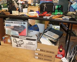 Eureka Enviro Steamer Multipurpose Steam Cleaner Steamer w/ Attachments NIB   24 x 12 Inch NSF Stainless Steel Wall-Mount Shelf by GRIDMANN