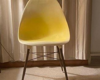 Rare Mid-Century Modern Sam Avedon Aladdin Molded Plastic Yellow Chair with Metal Base