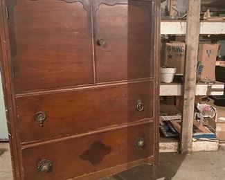 1920s Chest 