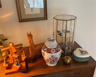 Tiny crystal figurines.