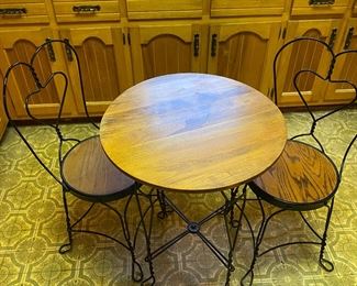 Soda shop table and chairs.