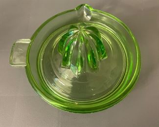 Vintage Federal Uranium Glass Juicer/Reamer