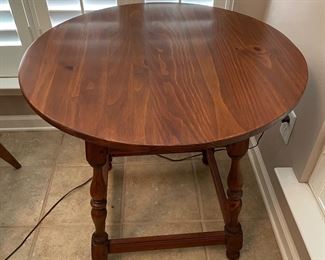 Ethan Allen Pub Table