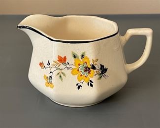 Vintage Homer Laughlin Creamer