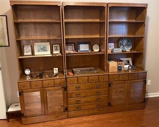 Vintage Ethan Allen Nutmeg Maple 3-Piece Wall Unit 
