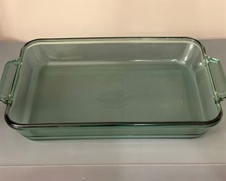 Vintage Anchor Hocking Emerald Green Baking Dish 9 x 13