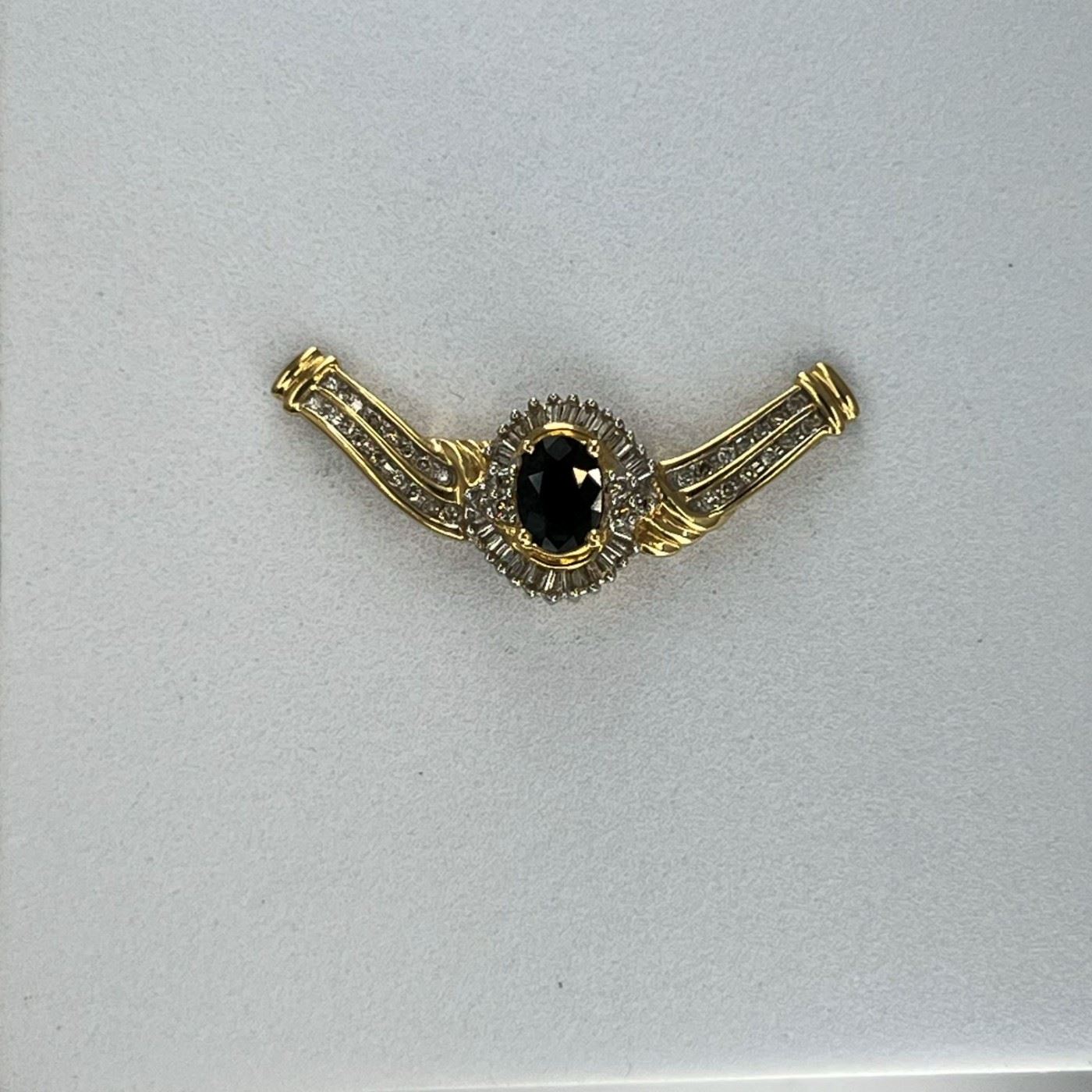 14K Yellow gold pendant with Blue sapphire & diamonds. 5.60 gr ---  $365.-