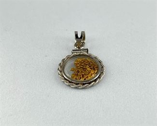 14K white gold round shape with diamond. 2.00 gr --- $120.-