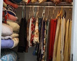 tablecloths, bedspreads, blankets and throw pillows