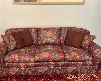 This is a Vintage Henredon/Schoonbeck three seat sofa! 