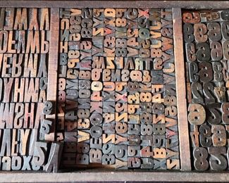 Wood Printers Tray with Original Wood Blocks