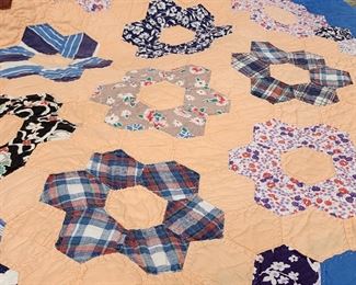 Amazing selection of handmade quilts and quilt tops. Flower Garland Quilt measures 84x72