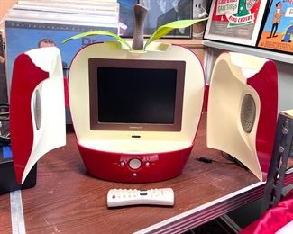 Vtg. Hannspree LCD TV - Red Apple TV