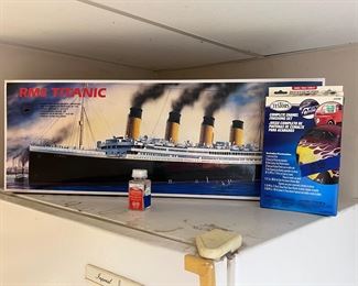 RMS Titanic model