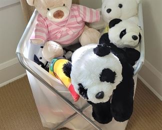 A beary full basket!