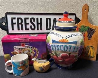 HomeTrends Earthenware Teapot More