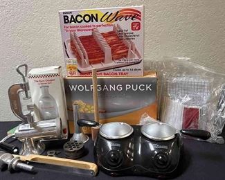 Wolfgang Puck Cookie Press Set More