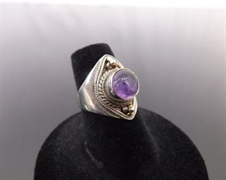 .925 Sterling Amethyst Cabochon Ring Size 5.75
