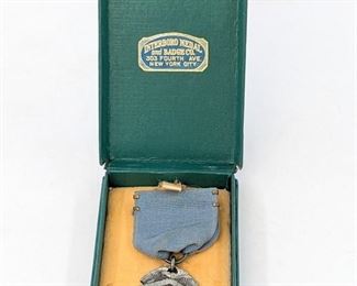 Sterling Machine Gun Marksman medal
