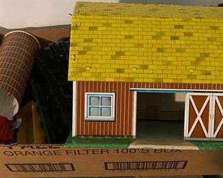 Tin Lithograph Barn and Silo Pieces